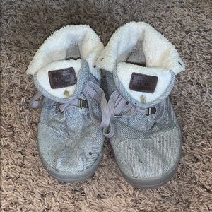 Toms High Top lace-up